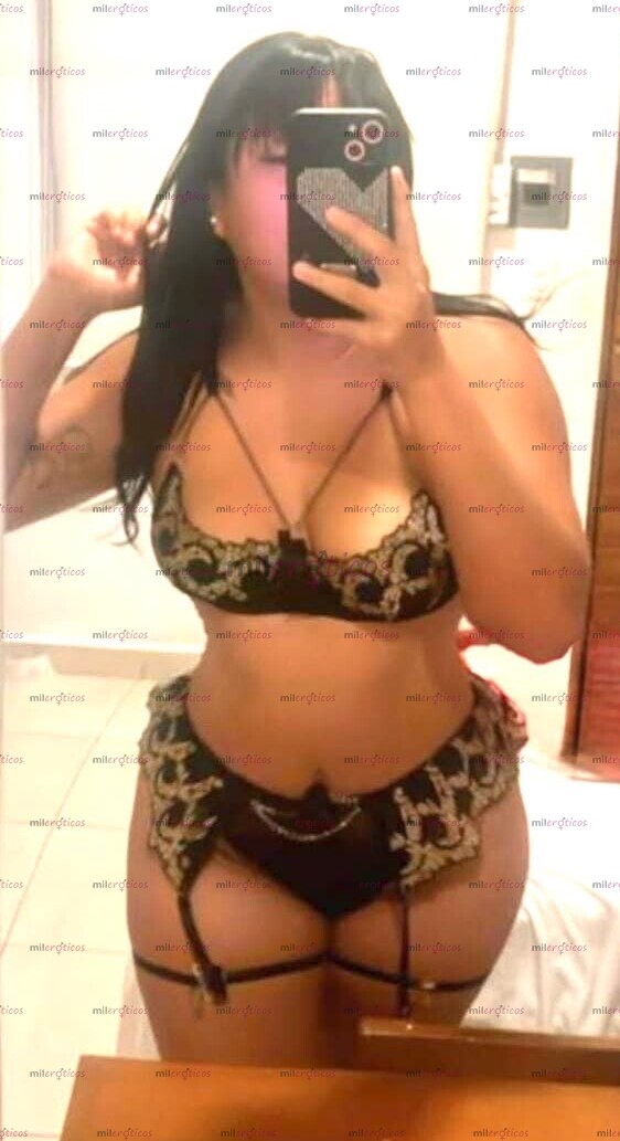 FOTOS DE BELLA PELINEGRA 20 AÑOS CON ANAL INCLUIDO EL MEJOR TRATO BESOS SIN PRISAS