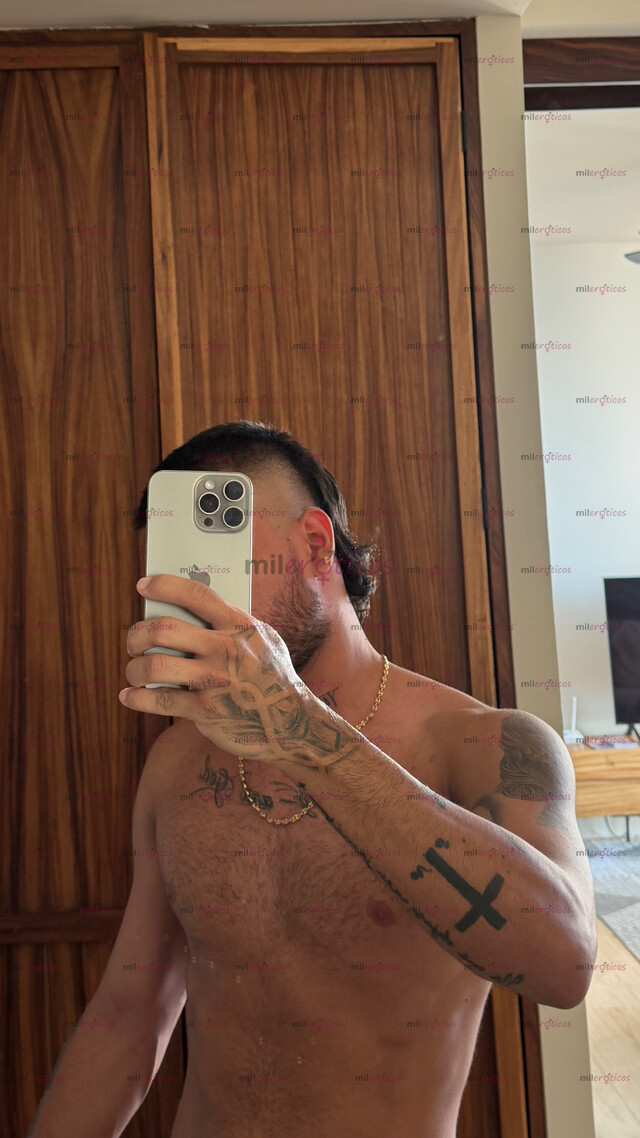 FOTOS DE GUAPO COLOMBIANO VERGON MUY COMPLACIENTE Y CALIENTE