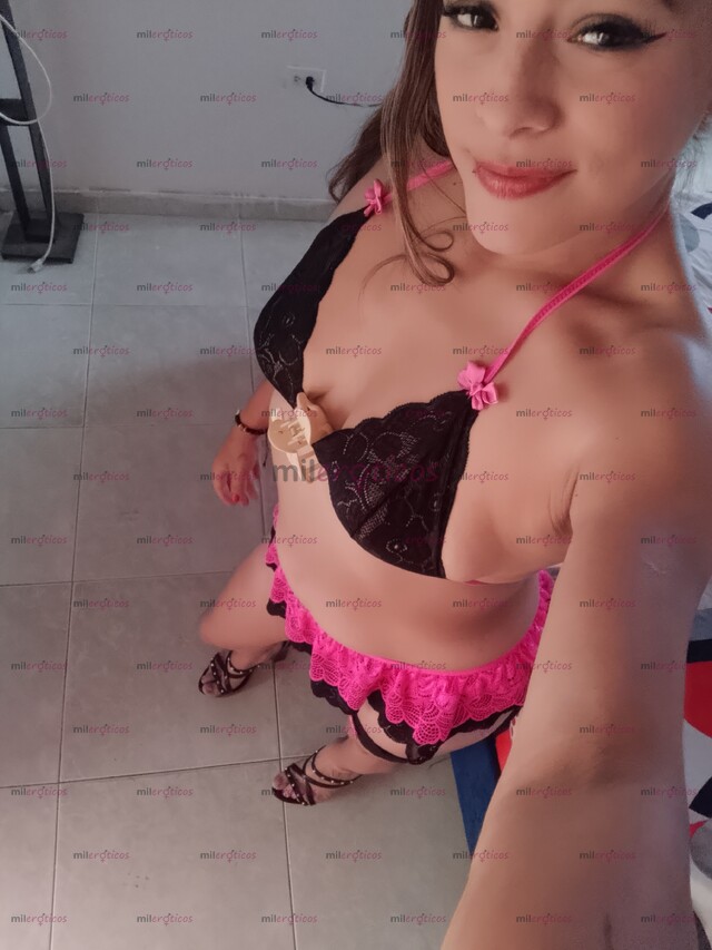 FOTOS DE VEN Y DISFRUTA MONITA BIEN ARRECHITA ..CON GANAS DE TU LECHE MAMADA BIEN RICO