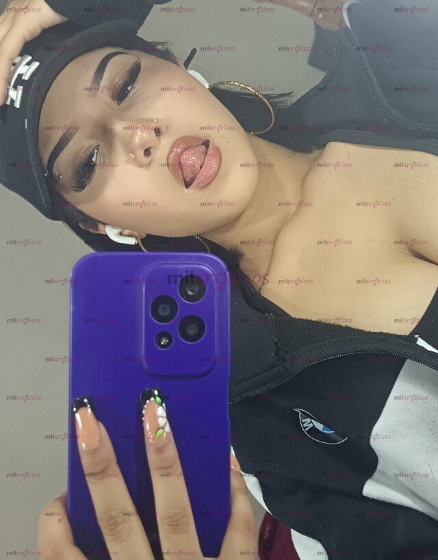 FOTOS DE JOVEN UNIVERSITARIA NUEVA Y LISTA PARA ESTRENAR