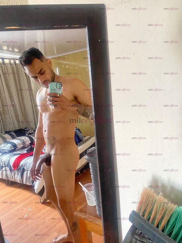 FOTOS DE NUEVO CHICO DE VERGA GRANDE DESEOSO DE DARTE MUCHO PLACER