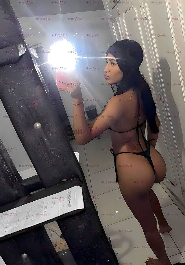 FOTOS DE HOLA MI NOMBRE ES ANDREA TENGO 19 AÑOS HERMOSA Y CARIÑOSA