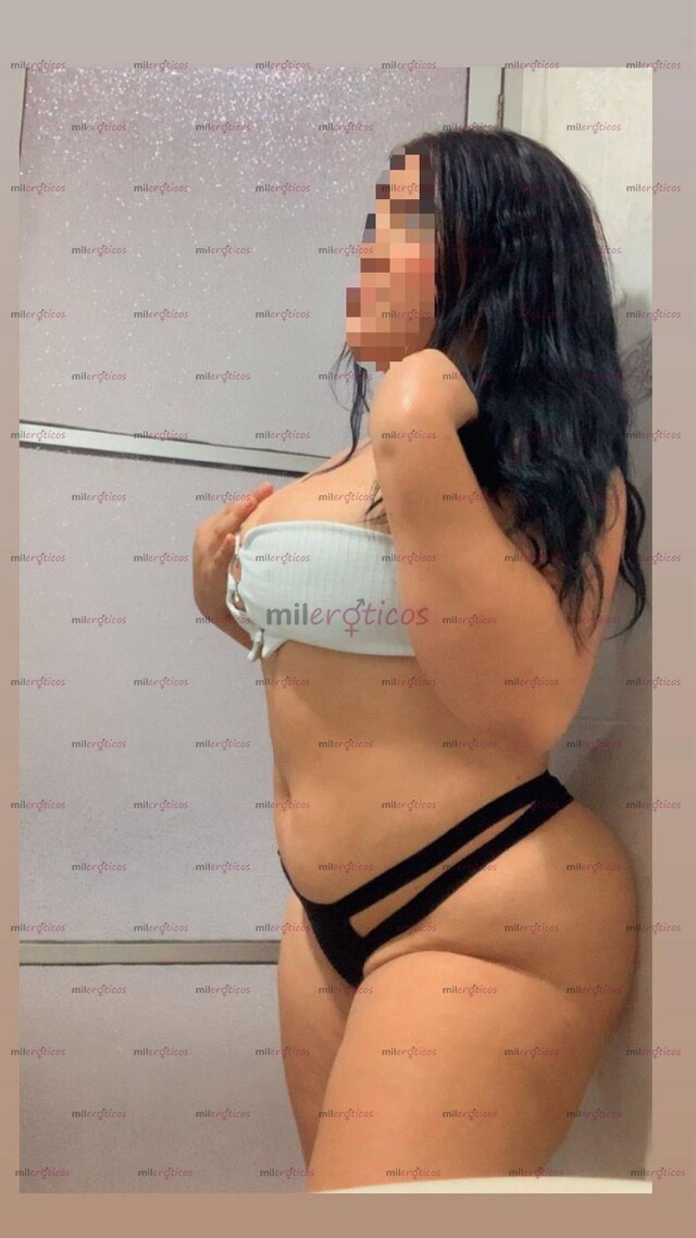 FOTOS DE TATIANA HERMOSA PELINEGRA DE 19 AÑOS TETONA