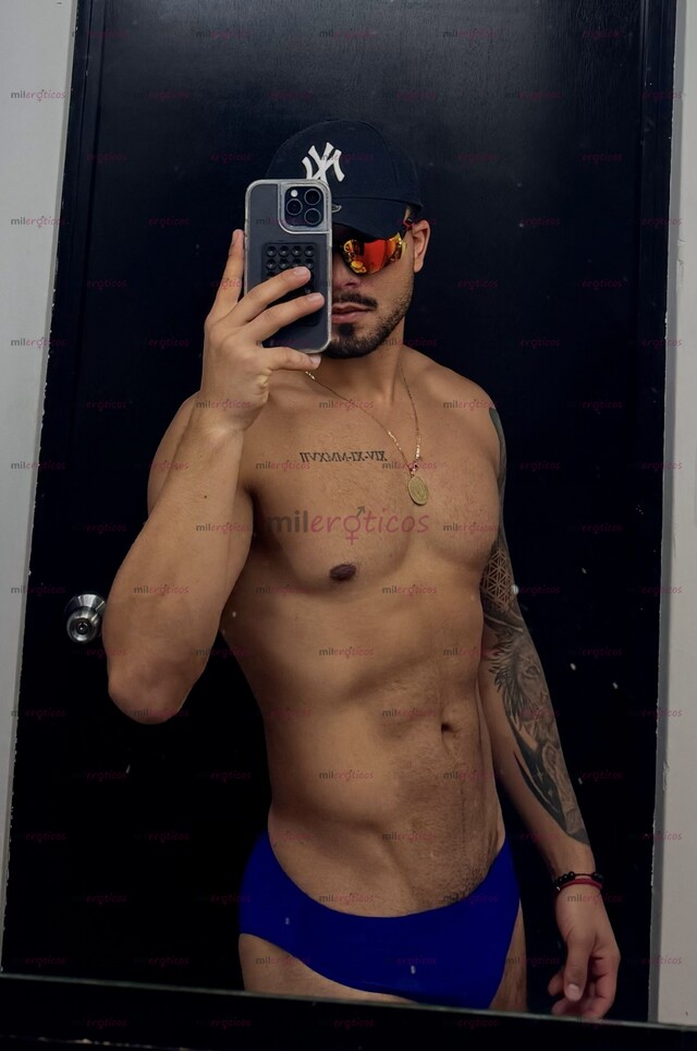 FOTOS DE MACHO BISEXUAL TATUADO VARONIL CALIENTE DISPONIBLE