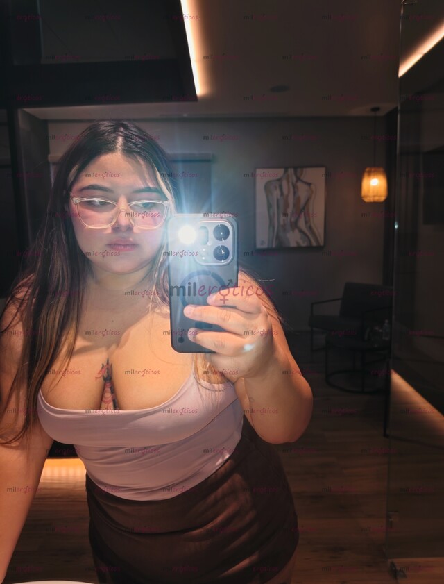 FOTOS DE HOLA PAPASITO TE GUSTAN GÜERITAS, TENGO 20 AÑOS MUY CULUNA Y ZORRITA PARA TI
