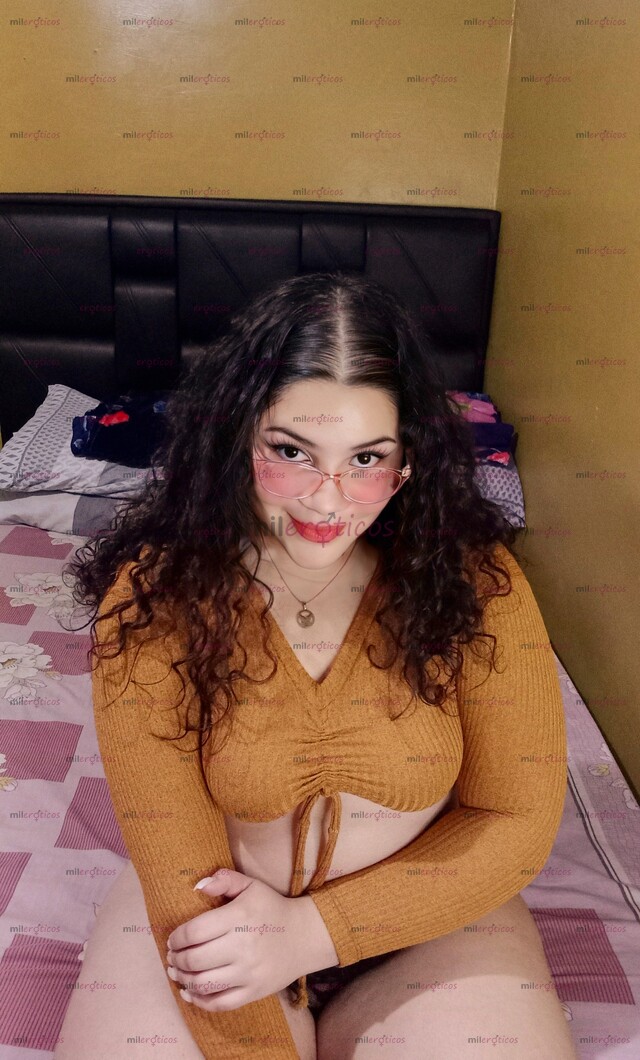 FOTOS DE UN JOI DELICIOSO, CON MIS NALGAS Y CUCA BIEN ABIERTA