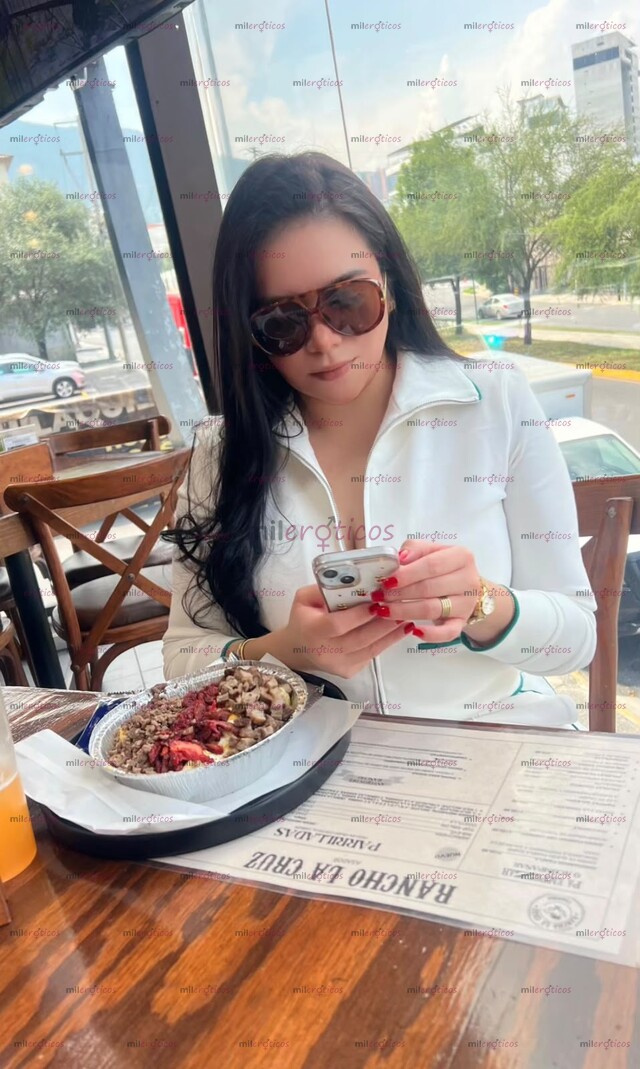 FOTOS DE HERMOSA Y SABROSA MUÑECA TRATO BONITO SIN PRISAS.