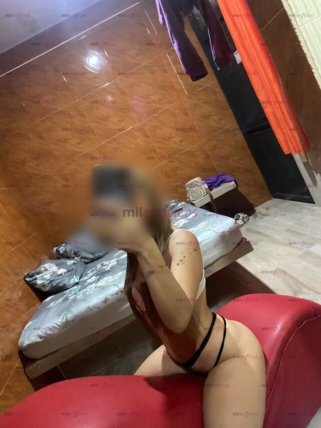 FOTOS DE VIENVENIDO A MI PERFIL AMOR. SOY UN AFLACA BLANQUITA