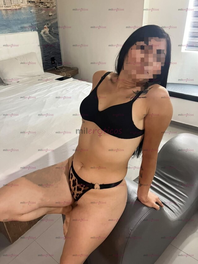 FOTOS DE RECIÉN LLEGADA Y NUEVA EN EL HABIENTE CON 19 AÑOS DE EDAD
