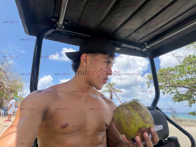 FOTOS DE MASCULINO, DISCRETO Y DISPUESTO A HACERTE PASAR UN BUEN MOMENTO
