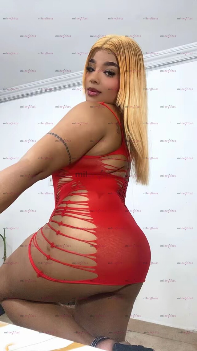 FOTOS DE BELLÍSIMA, SENOS DE ENCANTO Y CUERPO ESPETACULAR