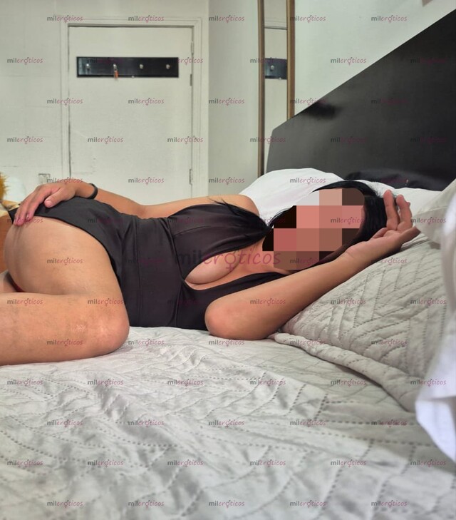 FOTOS DE LAURA,PELINEGRA CANDENTE EN BOGOTÁ POR PRIMERA VEZ
