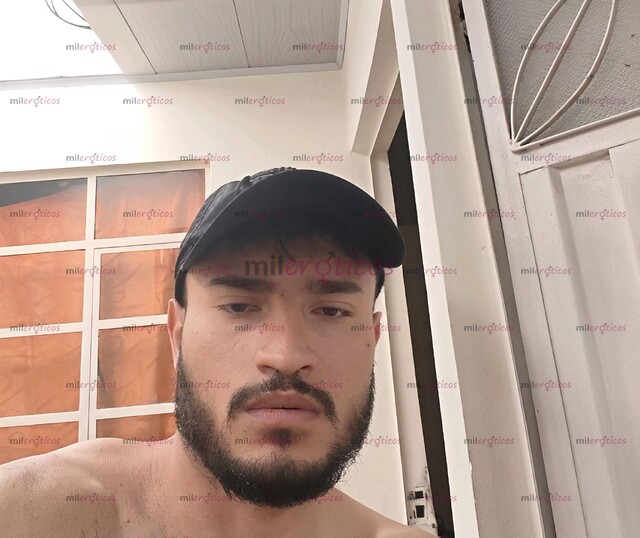 FOTOS DE JOVEN ATRACTIVO, HETERO, VARONIL, BIEN DOTADO Y VELLUDO, DOMICILIO (GRATIS)