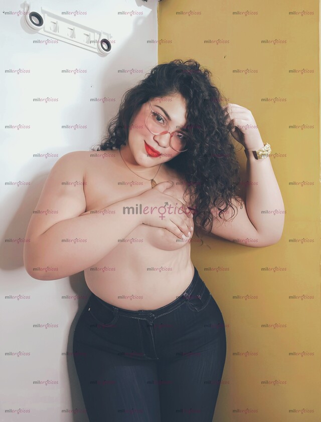 FOTOS DE DAME NALGADAS FUERTES, MIS DEDITOS ESTAN MOJADITOS DE TANTO TOCARME