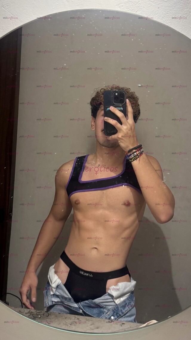 FOTOS DE JOVENCITO 22 AÑOS NALGÓN MUSCULOSO TRAVIESO Y CALIENTE