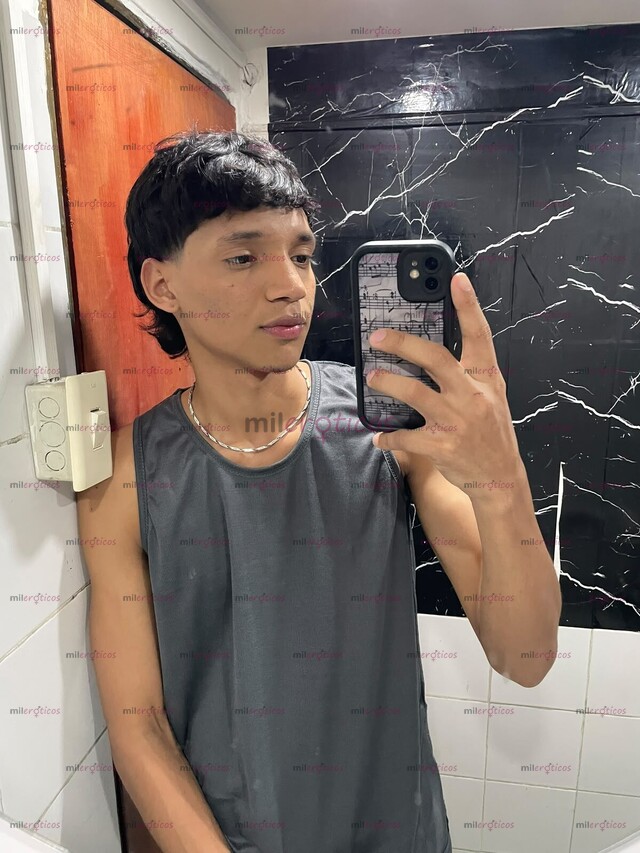 FOTOS DE BADBOY ANDRES JOVEN VERSATIL VERGON LECHERO AGUANTADOR
