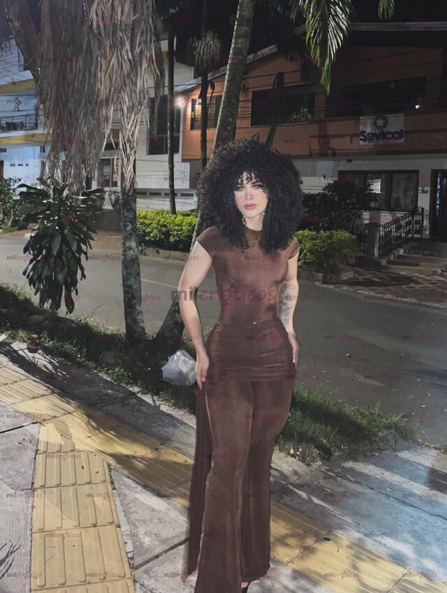 FOTOS DE DIOSA COSTEÑA CRESPA CUERPO FITNESS MUY ARRECHA SUMIXA MORBOSA