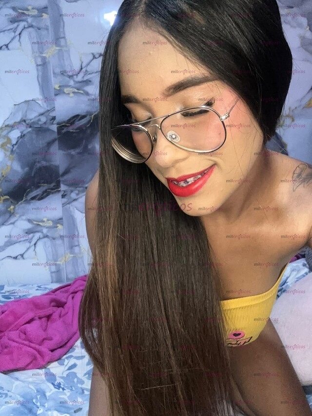FOTOS DE SOY SASHA JOVENCITA TETONA LACTANTE VEN A DISFRUTAR DE UN RATO SUPER CALIENTE!!!