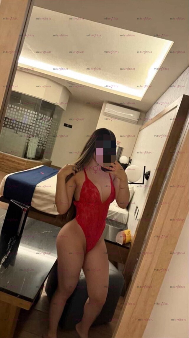 FOTOS DE ANNI ......NALGONA Y MUY CACHONDA .....BELLA Y SEXXY MAMACITA .........