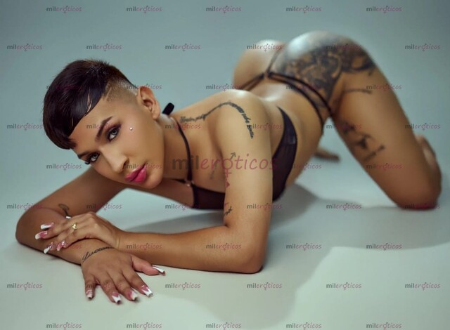 FOTOS DE SARY NIÑA DE 18 AÑOS TATUADA LINDA Y CALIENTE SUPER MOJADITA CON GANAS DE MUCHO