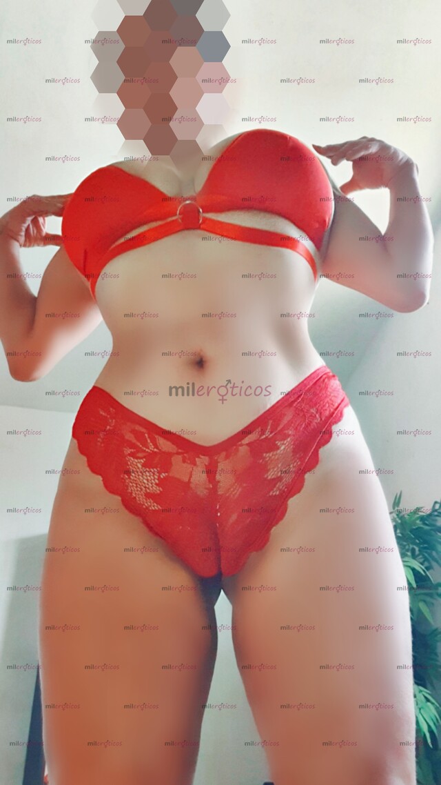 FOTOS DE GUAPA SEXI CACHONDA CON UNAS SUPER BUBIS NATURALES
