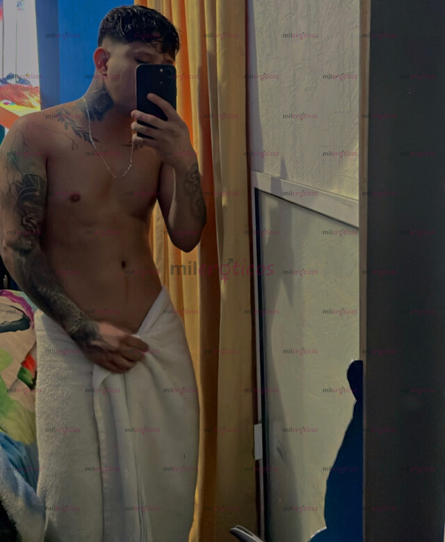 FOTOS DE MORRO DE 23 AÑOS TATUADO CALIENTE COMPLACIENTE Y LECHERO FULL