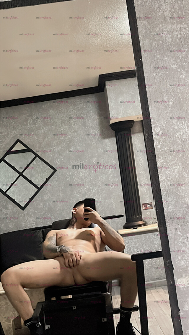 FOTOS DE MORRO DE 23 AÑOS TATUADO CALIENTE COMPLACIENTE Y LECHERO FULL