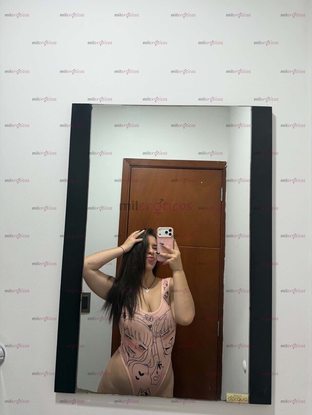 FOTOS DE SOY MIA NAZA UNA CHICA CALIENTE, DIVERTIDA INTREPIDA HARE TUS FANTASIAS REALIDAD
