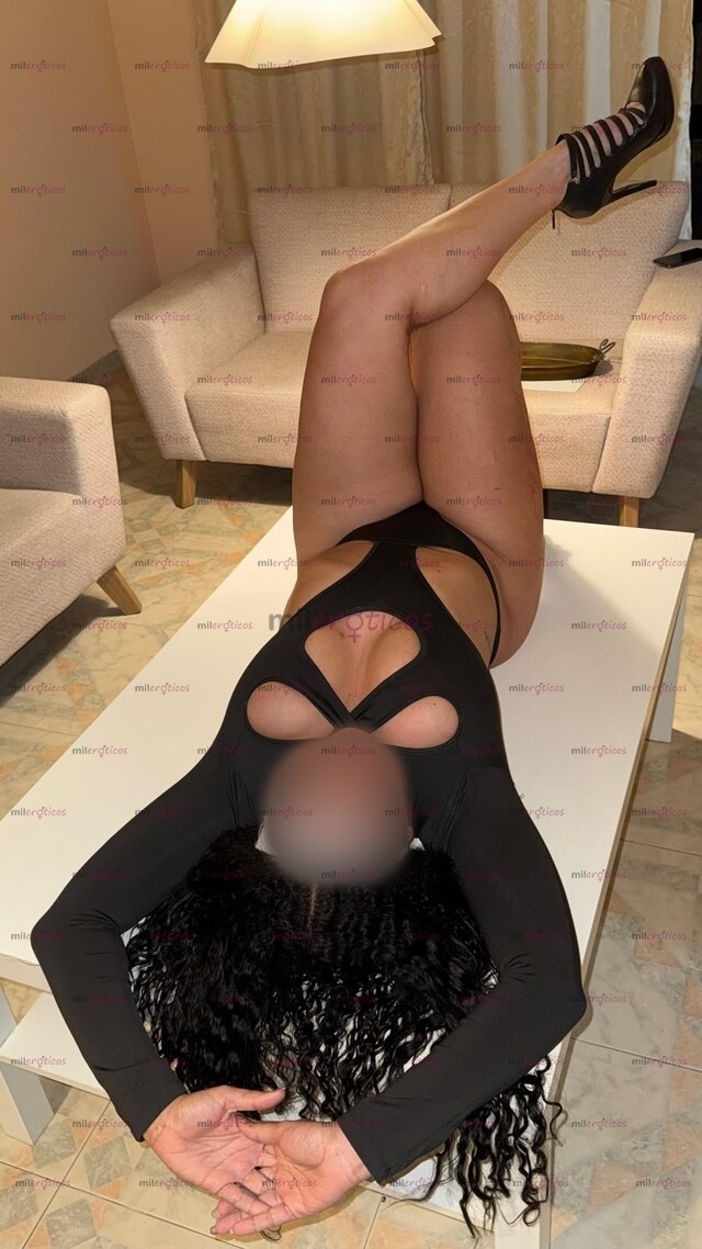 FOTOS DE LINDA PAOLA MUY SEXI Y CALIENTITA PARA TI VEN AMOR