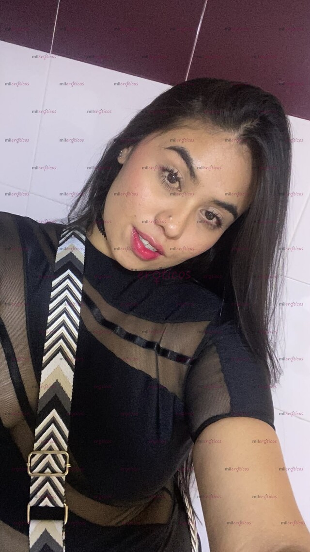 FOTOS DE HOLA SOY MARTINA UNA MORENITA ARDIENTE SEXY CON GANAS DE PASAR RICO