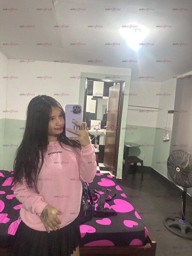 FOTOS DE SOY PELI NEGRA, LINDA Y CARIÑOSA, FULL ANAL, COMPOSICIONES MASAJES