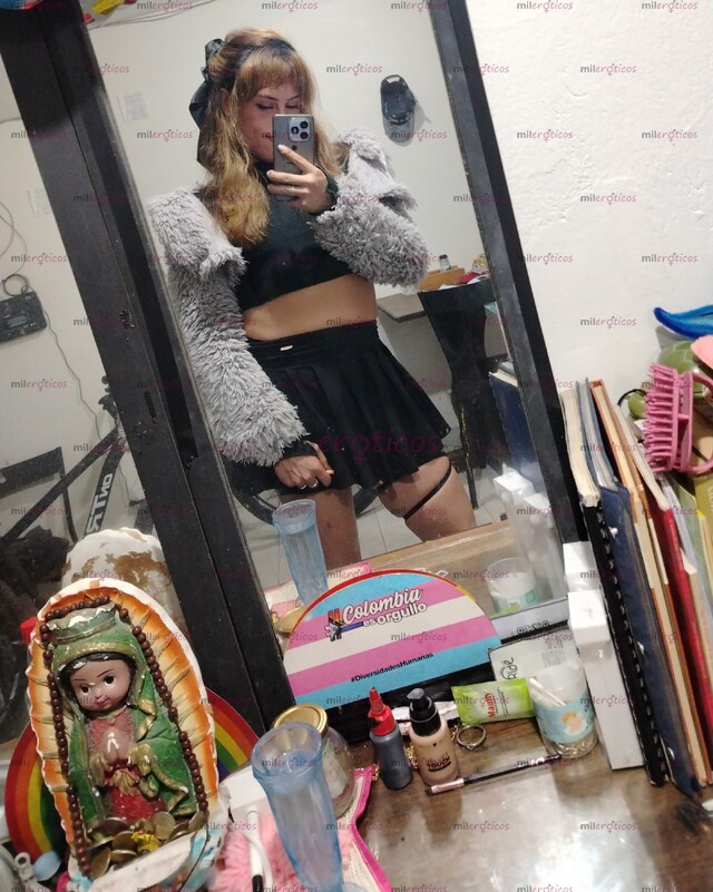 FOTOS DE VENNUS TU CHICA TRANS EXTROVERTIDA Y COMPLACIENTE PARA TUS PLACERES