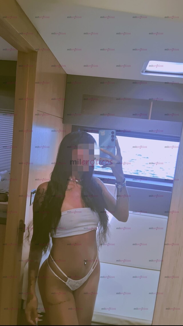 FOTOS DE HERMOSA MORENA SEXY, ORAL PROFUNDO Y ENSALIVADO. VAGINA RICA