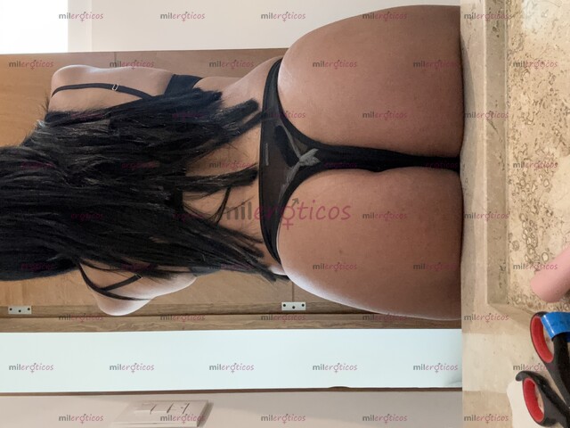 FOTOS DE FLAQUITA LINDA Y FEMENINA QUIERO DARTE DURO