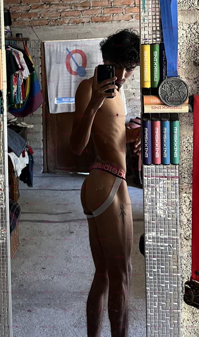 FOTOS DE ATRACTIVO MORENO ALTO VERGUDO CALIENTE MORBOSO