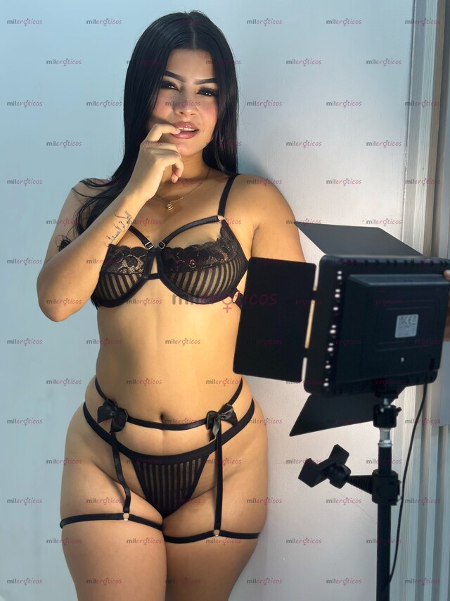FOTOS DE DIVERTIDA BLANQUITA CALIENTE CARITA HERMOSA TE ESPERO AMOR