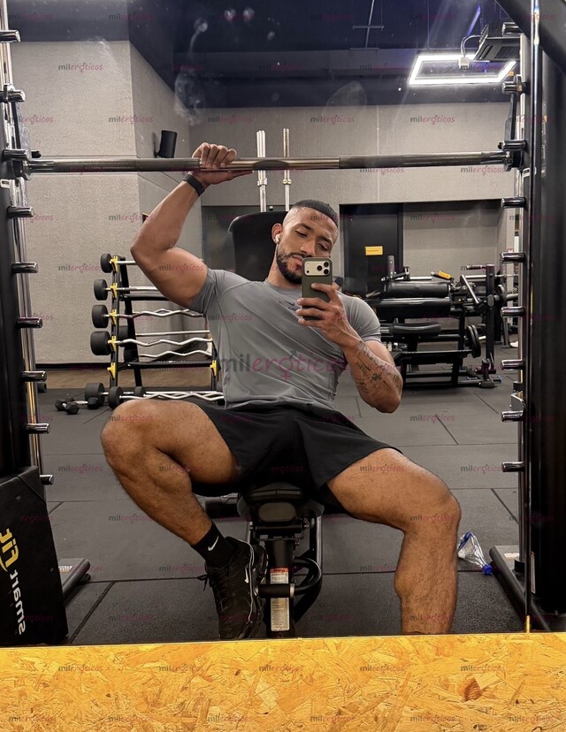 FOTOS DE HOT BLACK BOY COLOMBIANO VERGON DOMINANTE
