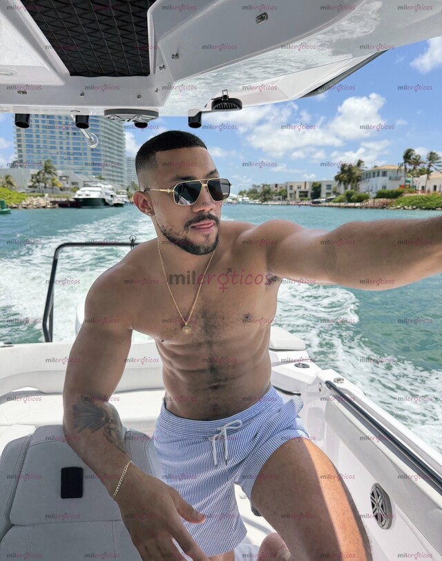 FOTOS DE HOT BLACK BOY COLOMBIANO VERGON DOMINANTE