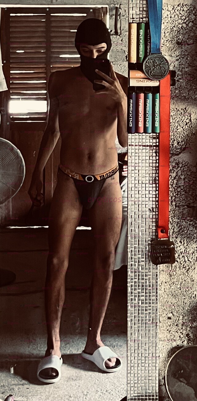 FOTOS DE ATRACTIVO MORENO ALTO VERGUDO CALIENTE MORBOSO