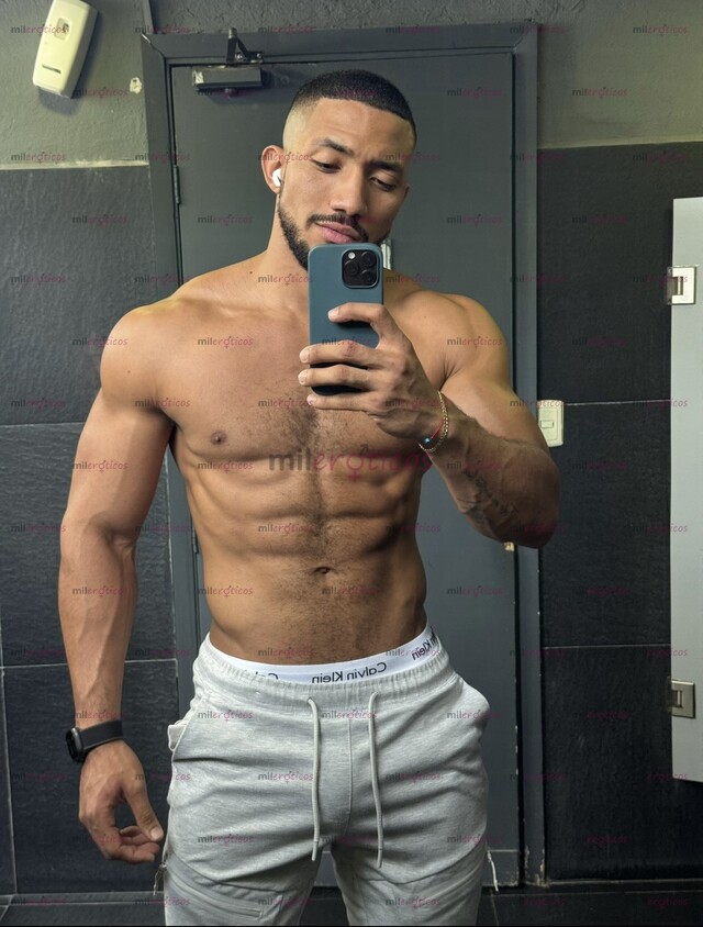 FOTOS DE HOT BLACK BOY COLOMBIANO VERGON DOMINANTE