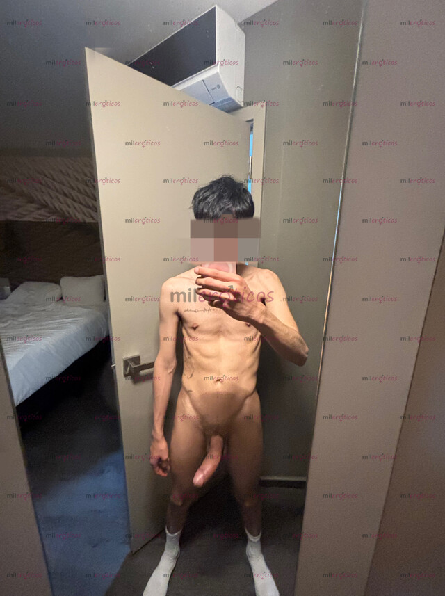 FOTOS DE SINGLE FLACO VERGON MÓNTATE EN MI VERGA DURA