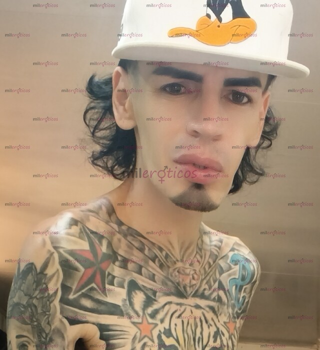 FOTOS DE FLACO ACTIVO BLANCO TATUADO MORBOSO CON LUGAR