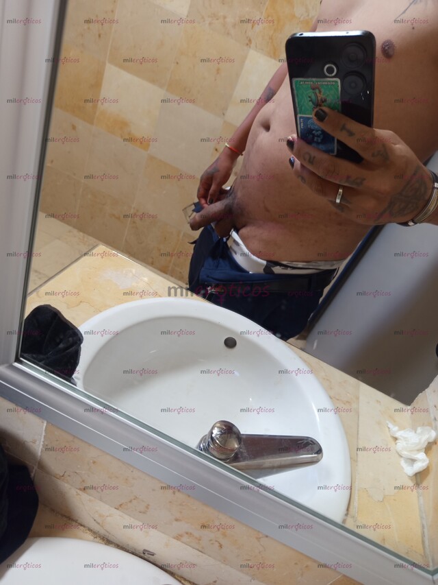 FOTOS DE SOY ADRIAN EN ESPERA DE TI MI AMOR ESPERO UN MJS TUYO