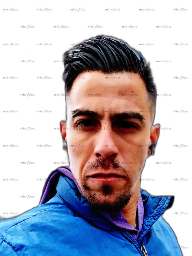 FOTOS DE FLAKITO INICIANDO , NINFOMANO CURVO Y DE MENTE ABIERTA