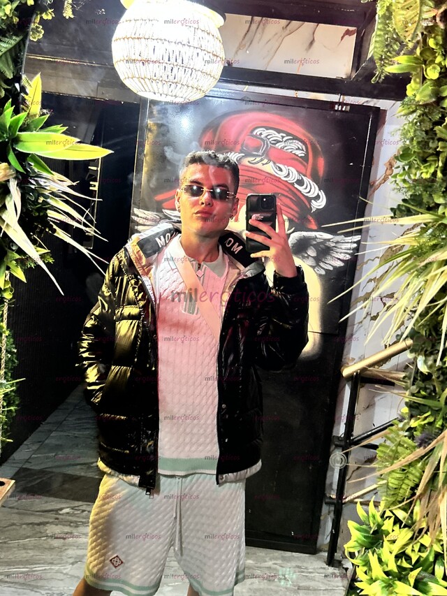 FOTOS DE JOVEN FANTASÍAS FETICHES SALIDAS Y TRATO EXCLUSIVO DISCRETRO Y SERIO