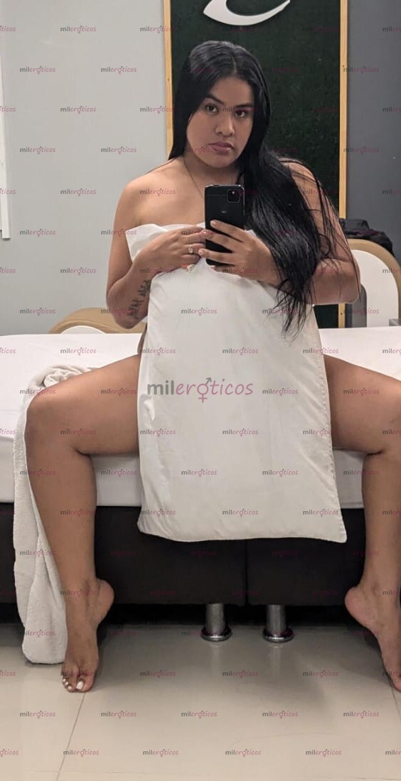 FOTOS DE GEMMA, HERMOSA TRIGUEÑA, DULCE PERSONALIDAD Y MIRADA ENCANTADORA