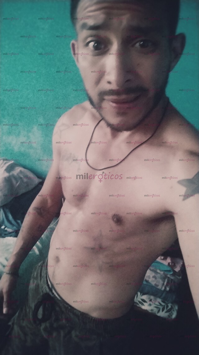 FOTOS DE JOVEN DELGADO MORENO BARONIL INTER MUY COMPLACIENTE