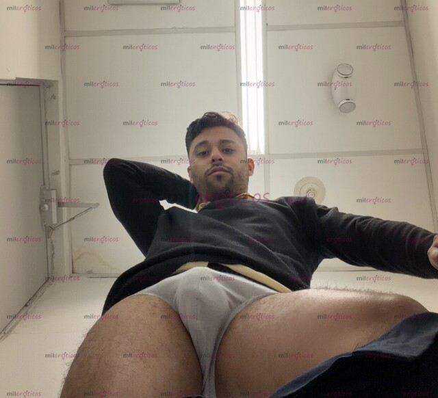 FOTOS DE OFREZCO MI CULO POR DINERO ,POR AHORA SOLO LEON SOLO GENTE SERIA Y SOLVENTE