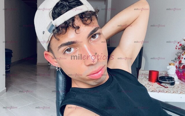 FOTOS DE SUMISO Y TRAGÓN, TWINK QUE CUMPLE TUS FANTASÍAS