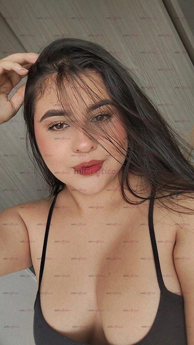 FOTOS DE LAURA DE 22 AÑOS SOLO DOMICILIO EN LUGAR CON PORTERÍA